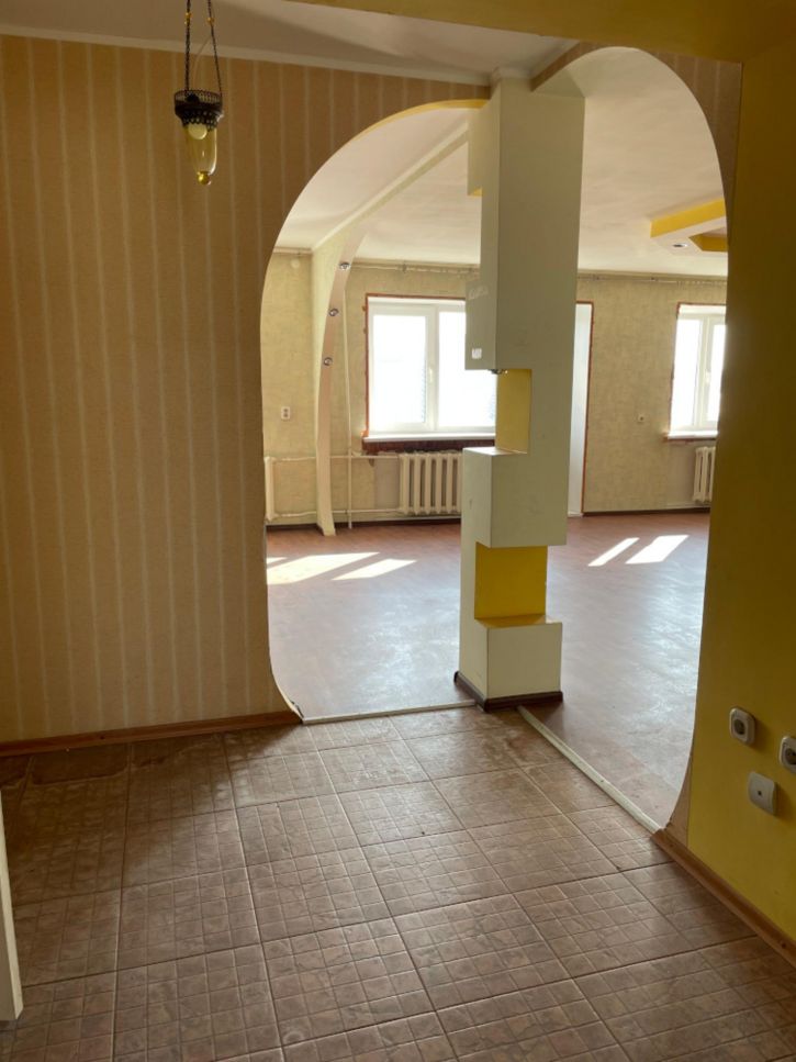 3-комн квартира Энгельса улица, д.2